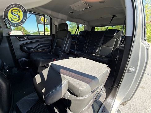 Used 2019 Chevrolet Suburban LT image 15