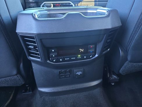 Used 2024 Toyota Sequoia image 23