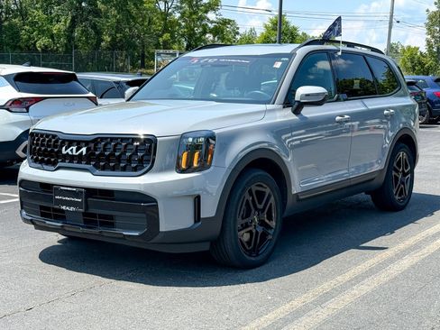 Certified 2024 Kia Telluride EX X-Line AWD/4WD image 3