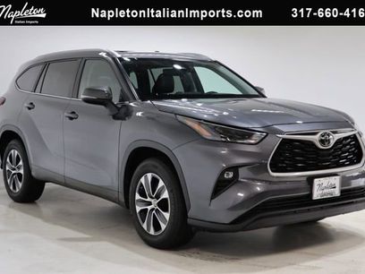 Used 2023 Toyota Highlander XLE
