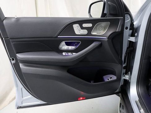 Certified 2025 Mercedes-Benz GLE 450 4MATIC image 28