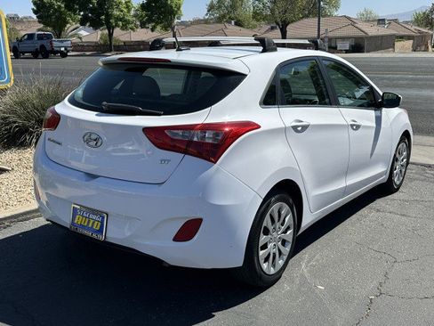 Used 2016 Hyundai Elantra GT image 3