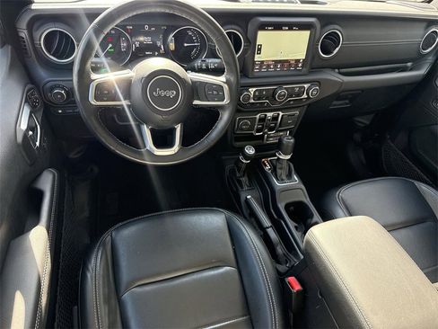 Used 2023 Jeep Wrangler Unlimited Sahara w/ Cold Weather Group image 19