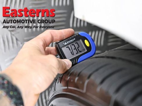 Used 2024 Chevrolet Malibu LT FWD image 28