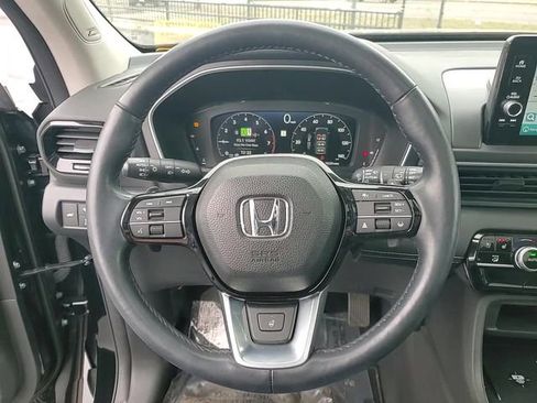 Used 2023 Honda Pilot Elite image 15