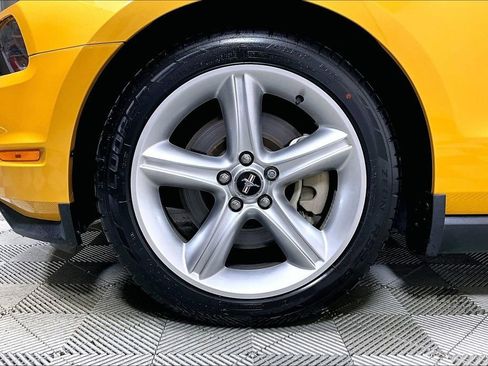 Used 2011 Ford Mustang GT Premium w/ Security Pkg image 8