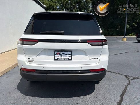 Certified 2023 Jeep Grand Cherokee Limited w/ Black Appearance Package AWD/4WD image 12