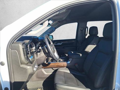 Used 2022 GMC Sierra 1500 Elevation w/ Elevation Premium Package image 10