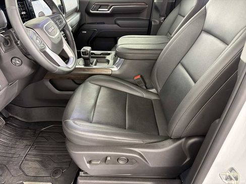 Used 2024 GMC Sierra 1500 SLT w/ SLT Premium Package image 7