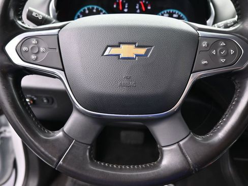 Used 2020 Chevrolet Traverse LT FWD image 31