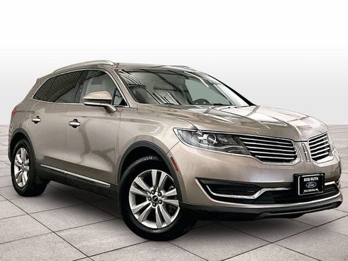 Used 2018 Lincoln MKX Premiere FWD image 2