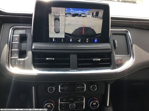 Used 2023 Chevrolet Tahoe Premier w/ Premium Package 2 RWD image 17