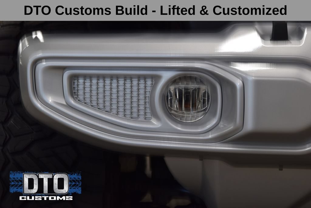 Used 2024 Jeep Wrangler Unlimited Sahara w/ Technology Group AWD/4WD image 12