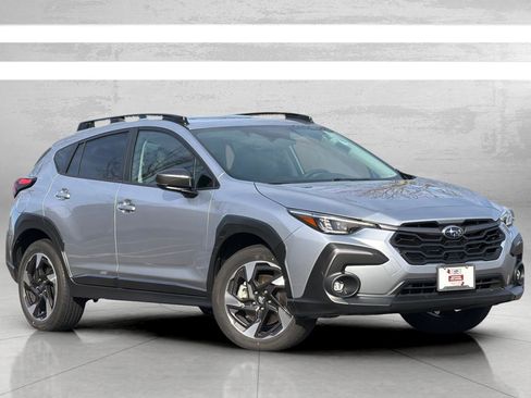 Used 2025 Subaru Crosstrek 2.5i Limited w/ Crosstrek Mirror Package image 2