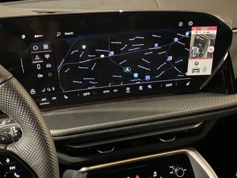 New 2025 Audi SQ5 Premium image 2