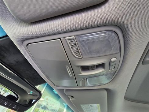 Used 2019 Hyundai Kona Limited image 25