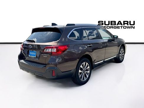 Used 2019 Subaru Outback 3.6R Touring w/ Popular Package #3A AWD/4WD image 7