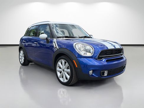Used 2016 MINI Cooper Countryman S FWD image 1