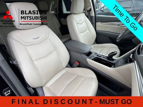 Used 2020 Cadillac XT5 Premium Luxury w/ LPO, Floor Liner Package AWD/4WD image 29