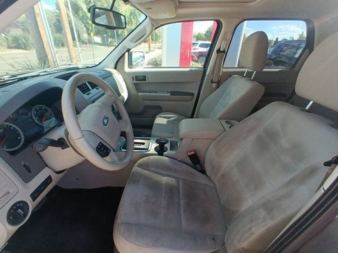 Used 2012 Ford Escape XLT AWD/4WD image 9