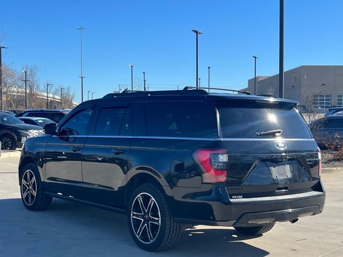 Used 2021 Ford Expedition Max Limited image 10