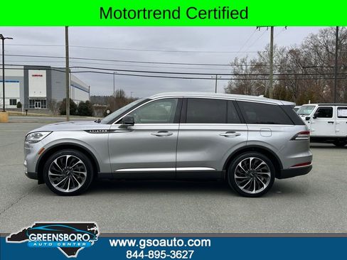 Used 2020 Lincoln Aviator Reserve w/ Equipment Group 202A AWD/4WD image 2