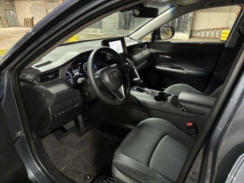 Certified 2023 Toyota Venza LE image 27