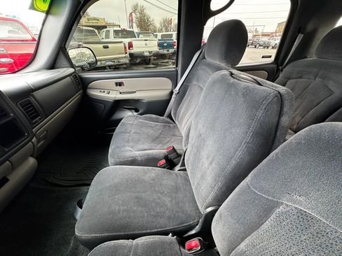 Used 2000 Chevrolet Tahoe LS w/ LS Preferred Equipment Group image 18