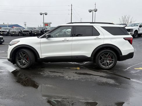 New 2026 Ford Explorer ST w/ Sun And Sound Package image 11