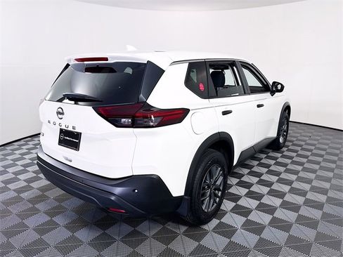 Certified 2021 Nissan Rogue S image 23