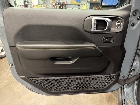 Used 2024 Jeep Wrangler Sahara w/ Technology Group image 13