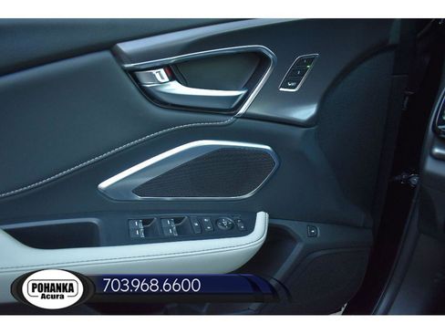 New 2025 Acura RDX SH-AWD image 32