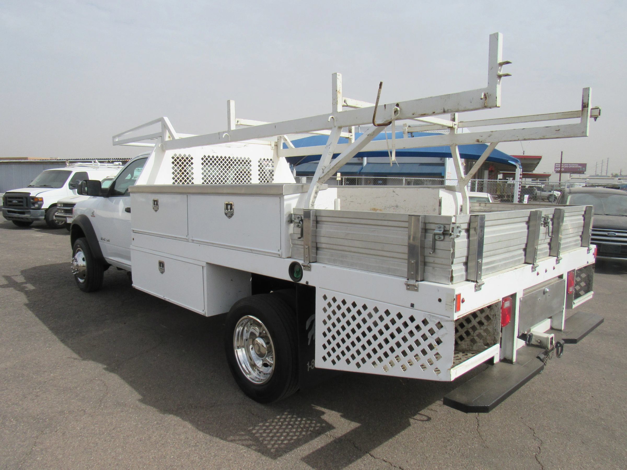 Used 2020 RAM 5500 Tradesman RWD image 8