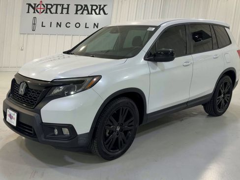 Used 2021 Honda Passport Sport image 5