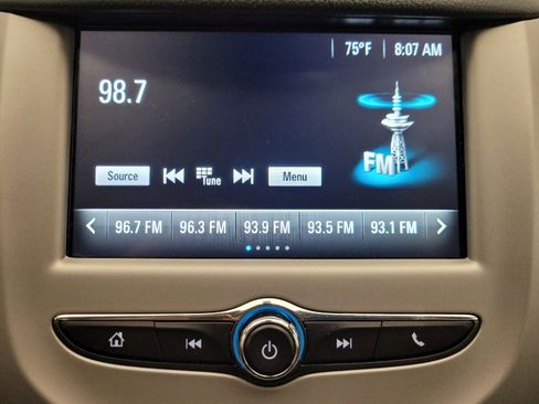 Used 2018 Chevrolet Cruze LS image 25