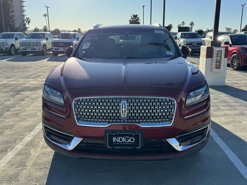 Used 2019 Lincoln Nautilus Select image 10