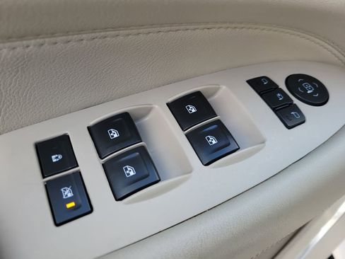 Used 2019 Cadillac Escalade Luxury image 23