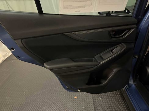 Certified 2021 Subaru Crosstrek 2.0i image 23