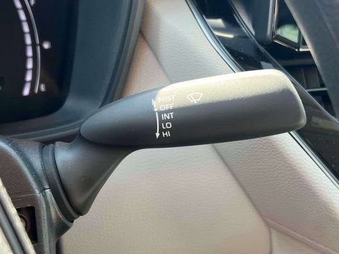 Certified 2026 Toyota Corolla Cross L AWD/4WD image 25