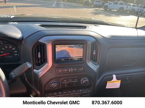 New 2026 Chevrolet Silverado 2500 Custom w/ Custom Value Package AWD/4WD image 17