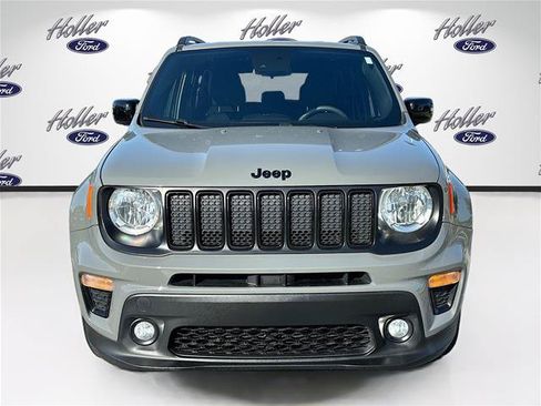 Used 2022 Jeep Renegade Altitude AWD/4WD image 2