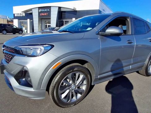 Certified 2023 Buick Encore GX Select w/ Sport Touring Package image 6