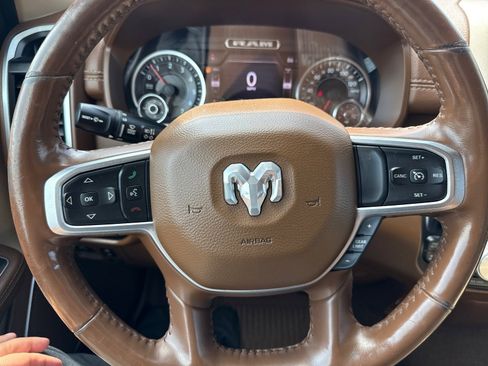 Used 2020 RAM 1500 Laramie AWD/4WD image 23