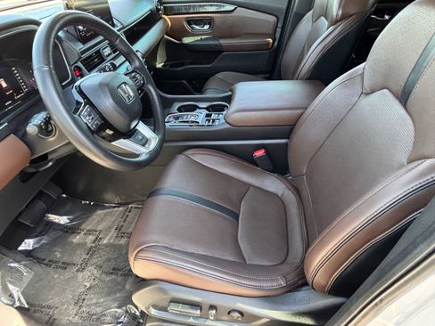 Used 2023 Honda Pilot Elite image 18
