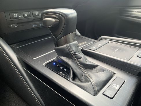 Used 2020 Lexus ES 350 w/ Premium Package image 26