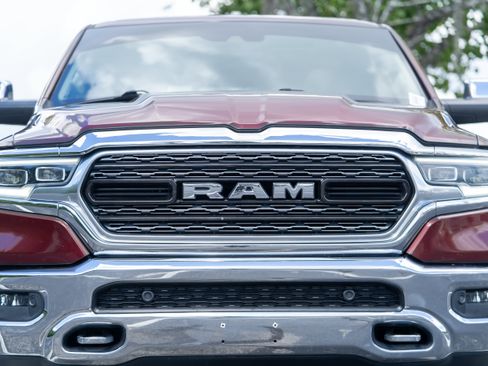 Used 2019 RAM 1500 Limited AWD/4WD image 38