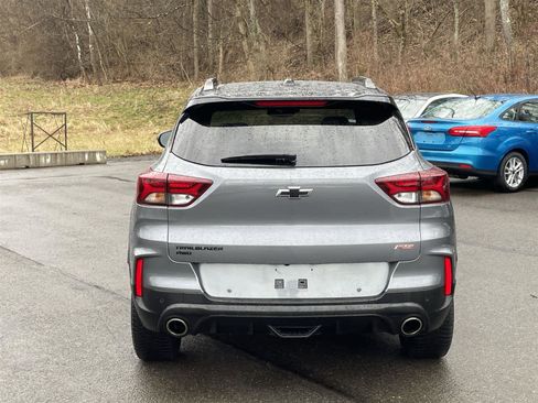 Used 2022 Chevrolet TrailBlazer RS w/ Sun and Liftgate Package image 4