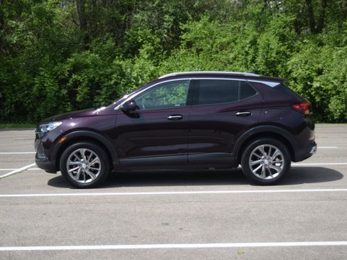 Used 2021 Buick Encore GX Essence w/ Advanced Technology Package AWD/4WD image 24