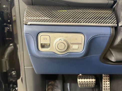 Used 2025 Mercedes-Benz GLS 63 AMG GLS 63 AMG image 11