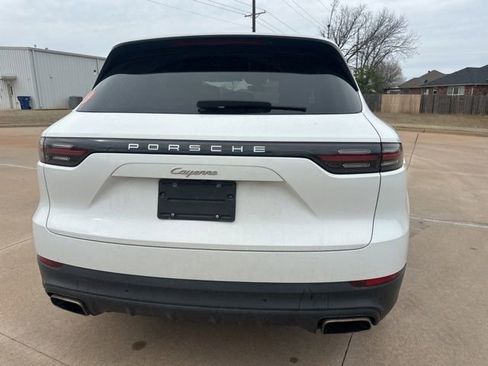 Used 2020 Porsche Cayenne image 4